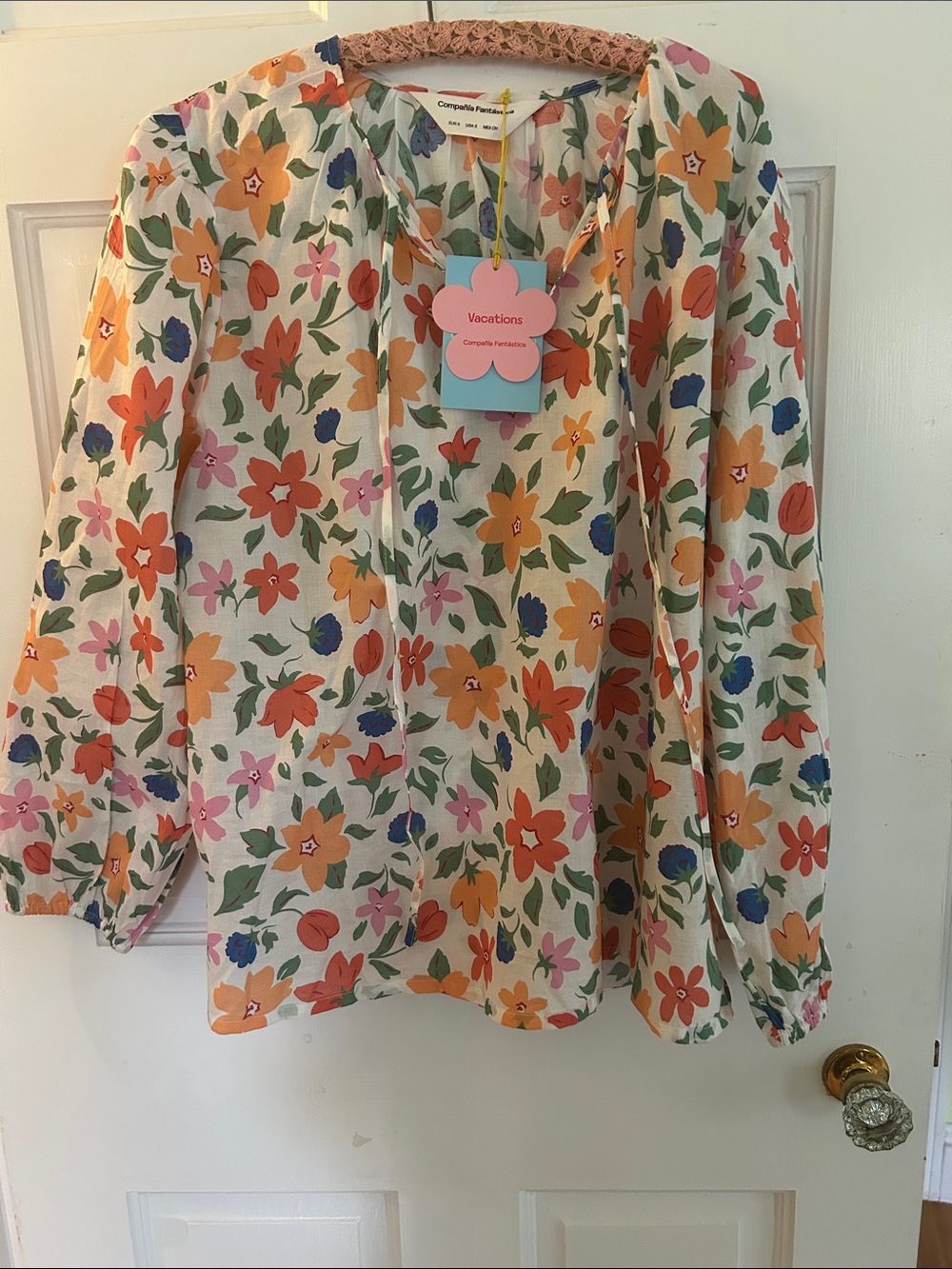 Vacations by Compania Fantastica Cream Floral Puff-Sleeve Blouse